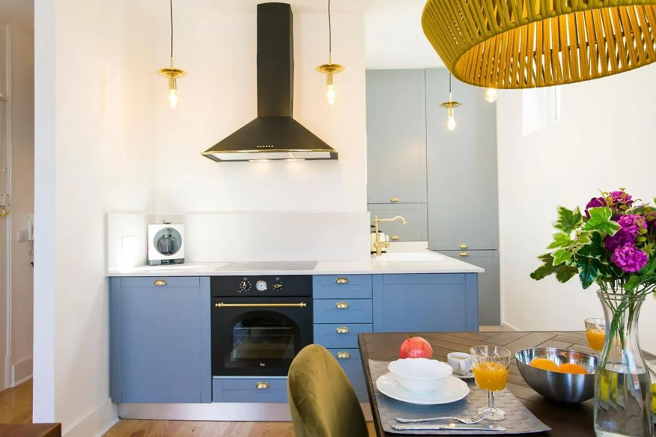 2 Beautiful Suites Upscale Flat Embracing Tejo! Лиссабон 0*,  Португалия