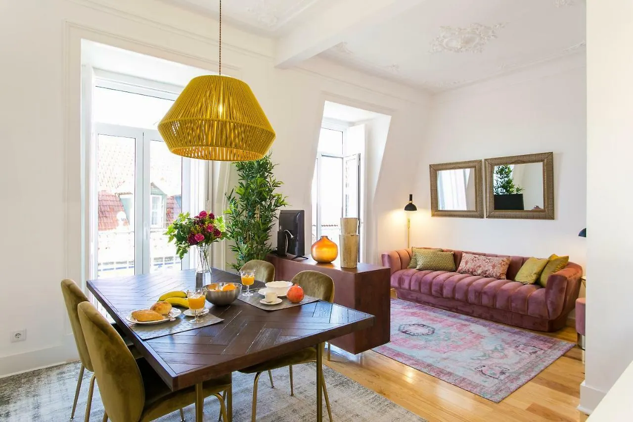 2 Beautiful Suites Upscale Flat Embracing Tejo! Lissabon 0*,  Portugal
