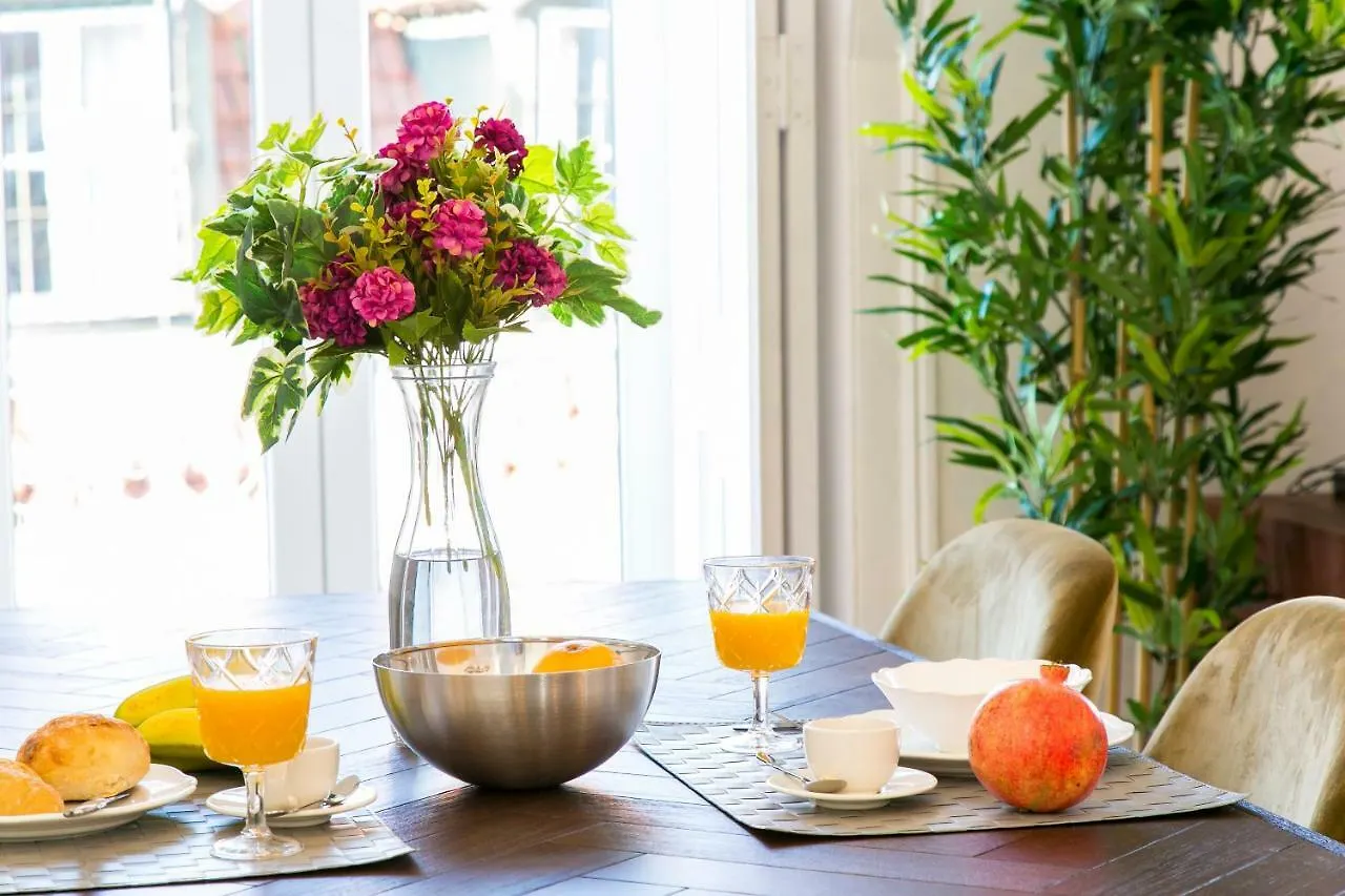 2 Beautiful Suites Upscale Flat Embracing Tejo! Lissabon Apartment