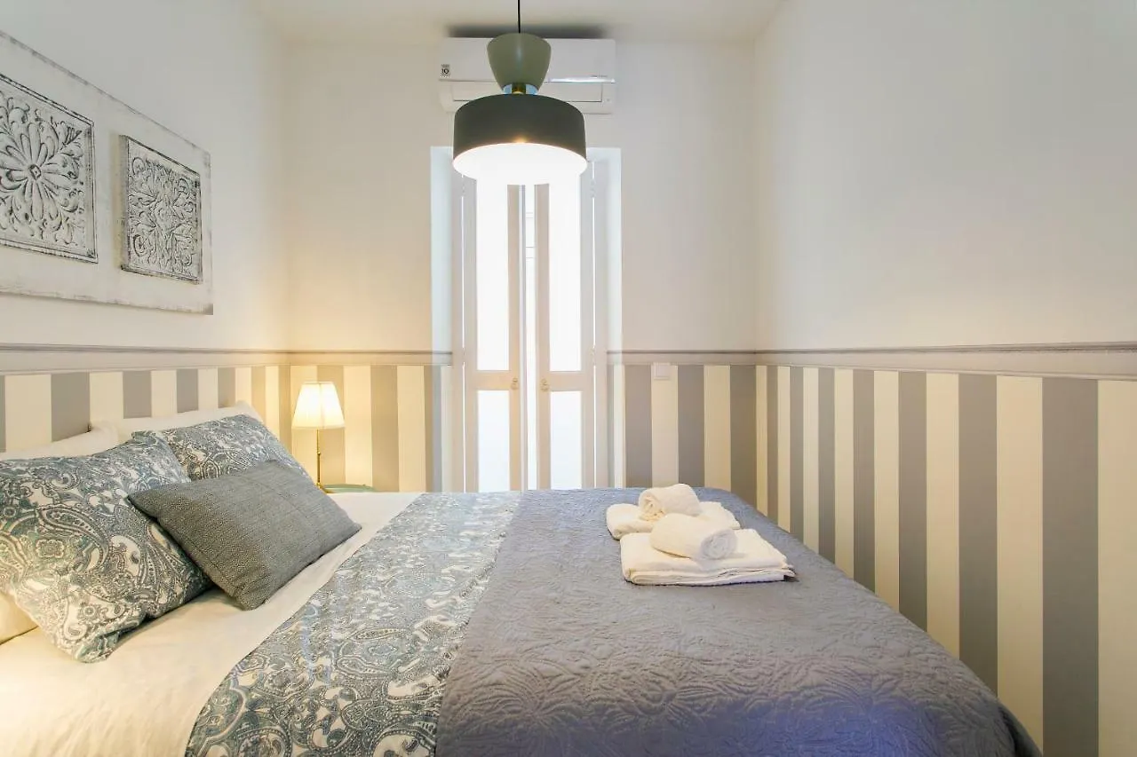 2 Beautiful Suites Upscale Flat Embracing Tejo! Lissabon